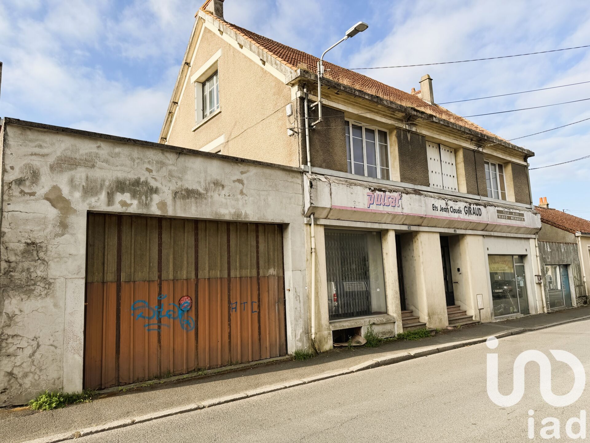 Parthenay - 295m² - 5p. - 2ch.