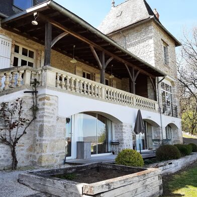 Maison 48 pièces 2040000 €