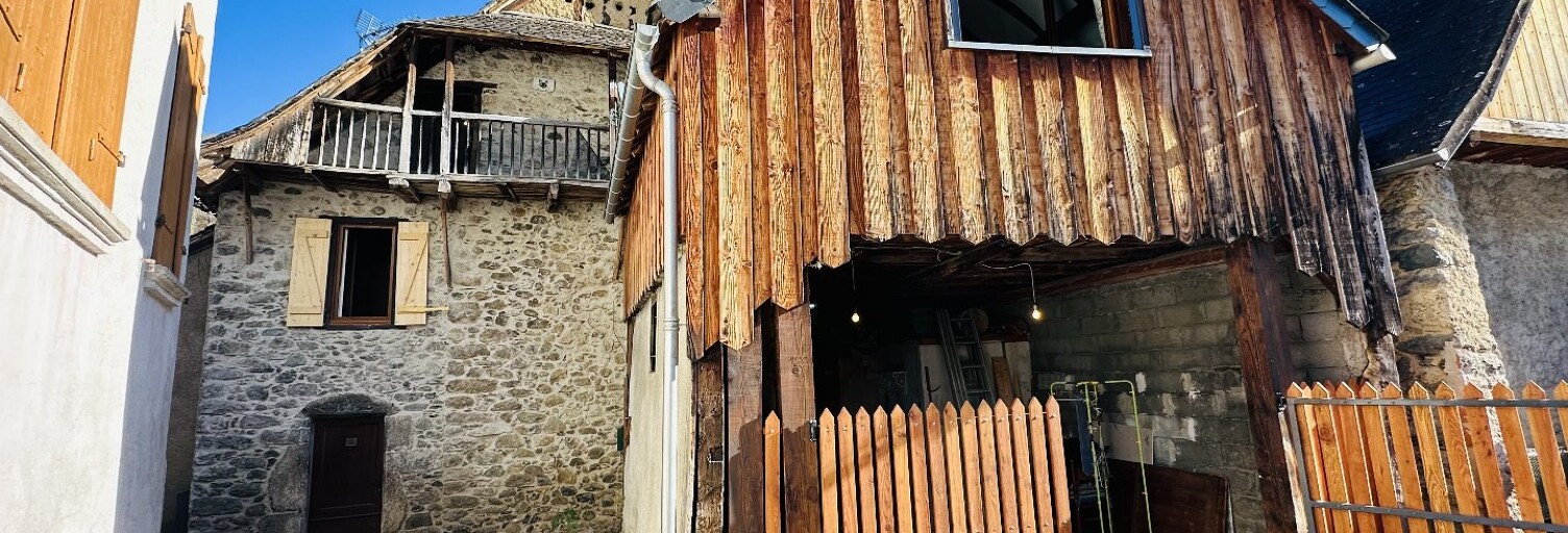 Maison 7 Pièces 145 m² à vendre à Bordes-Uchentein (09800)