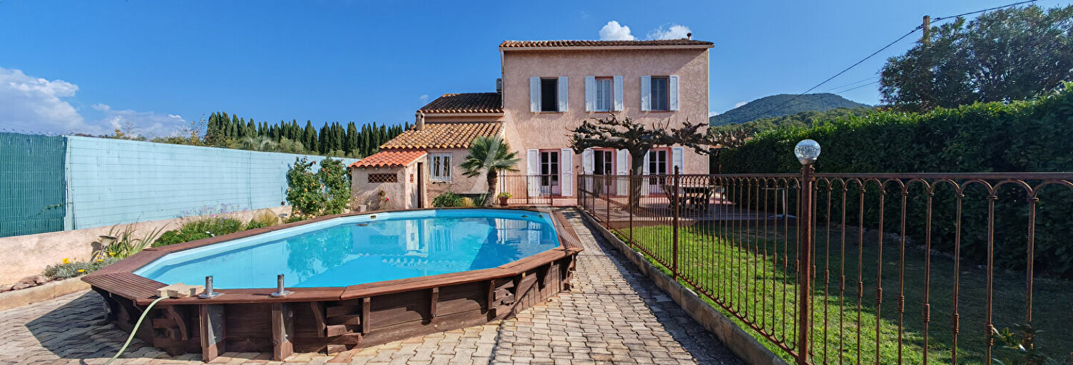 Maison 5 Pièces 142 m² à vendre à Carqueiranne (83320)