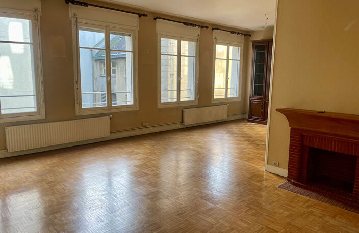 Appartement ROUEN (76000) Secteur Cathédrale 3 pièces 81 m² — photo 2
