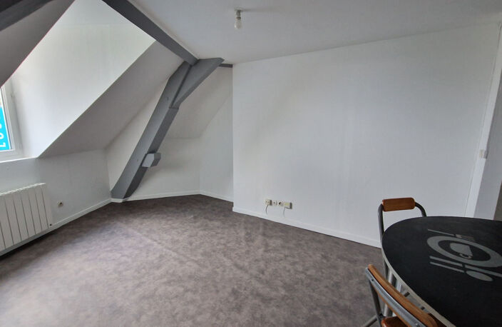 F2 31 M2 DERNIER ETAGE - ROUEN RICARVILLE — photo 2