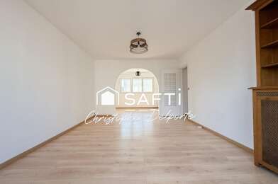 Appartement 4 pièces 243000 €