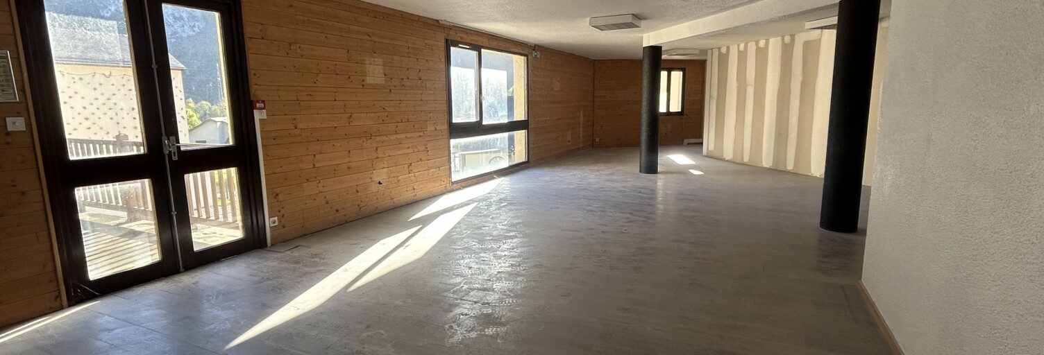 Appartement 4 Pièces 108 m² à vendre à Bielle (64260)