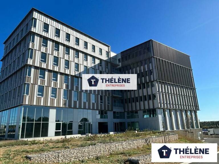 BUREAUX à LOUER — photo 1