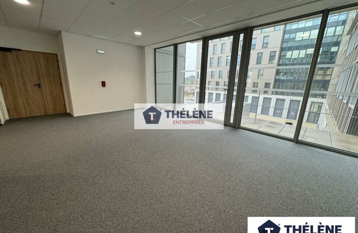BUREAUX à LOUER — photo 3