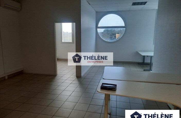 LOCAL COMMERCIAL à LOUER — photo 5