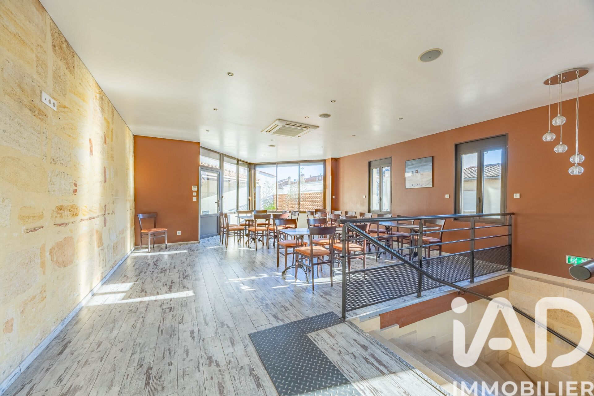 Bordeaux - 280m² - 1p.