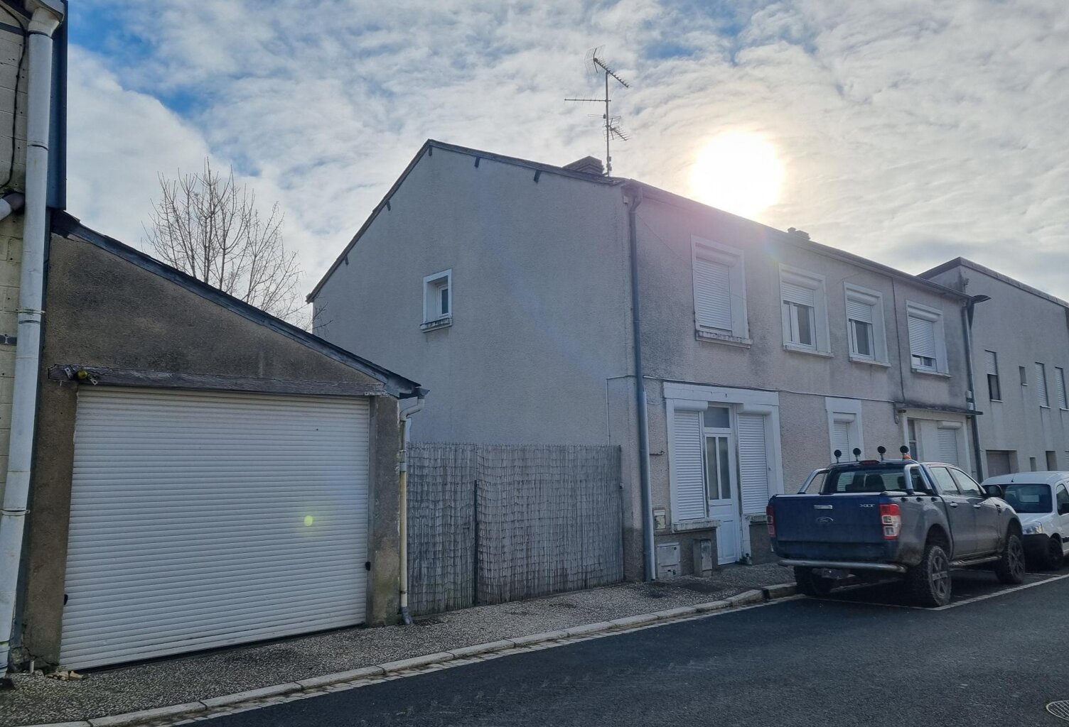 2 maisons de ville et 1 grand garage — photo 1