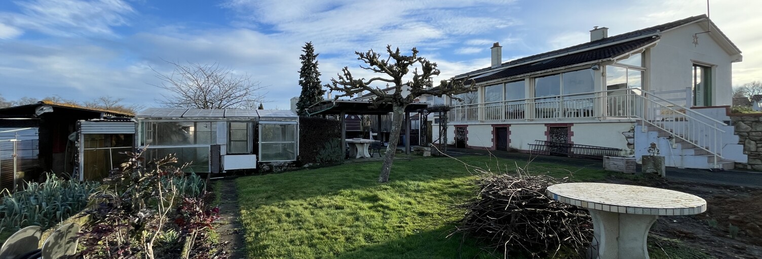 Maison 5 Pièces 111 m² à vendre à Sèvremont (85700)