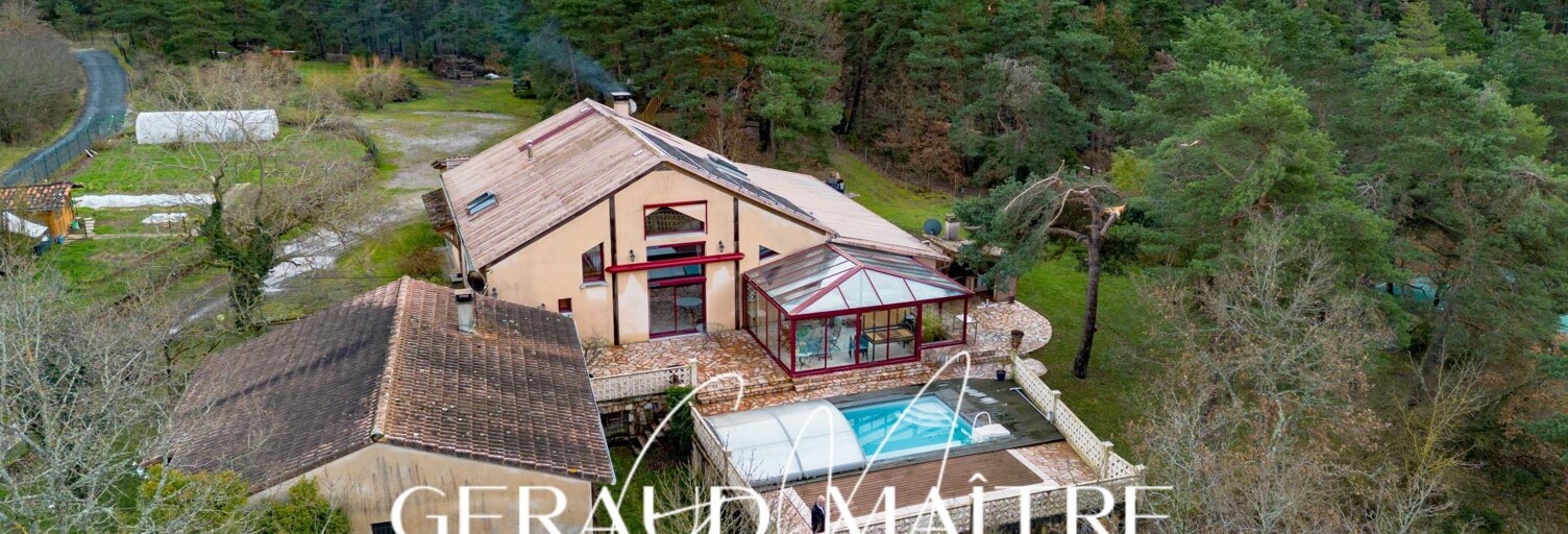 Maison 10 Pièces 285 m² à vendre à Marnhagues-et-Latour (12540)