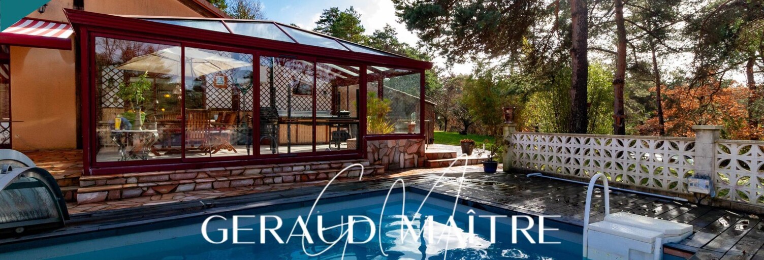 Maison 10 Pièces 285 m² à vendre à Marnhagues-et-Latour (12540)