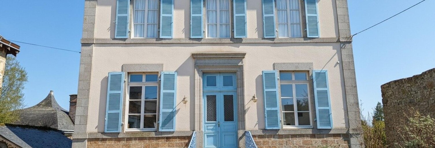 Maison 9 Pièces 240 m² à vendre à Ernée (53500)