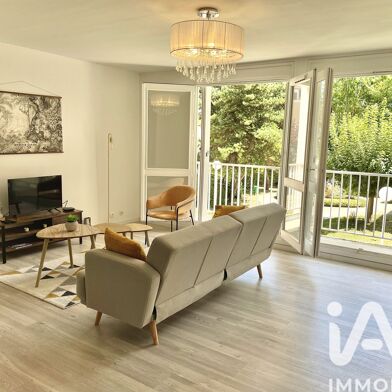 Appartement 4 pièces 299900 €