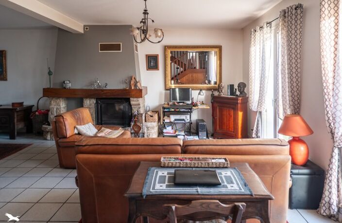 Vente maison 6 pièces 112 m² Plomelin (29700) — photo 2