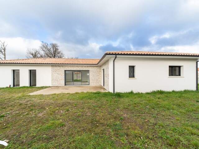 Contemporaine de 4 pièces principales — photo du bien
