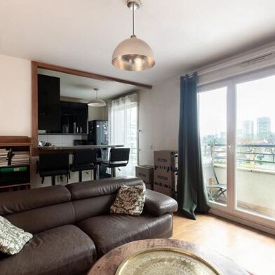 Appartement 3 pièces 298452 €