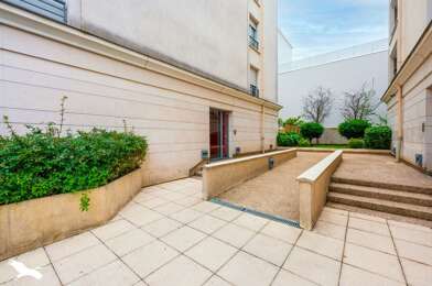 Appartement 3 pièces 284240 €