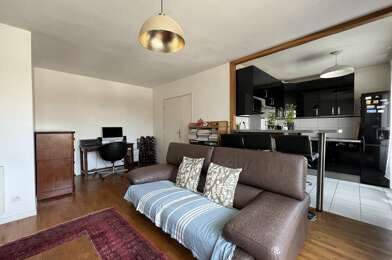 Appartement 3 pièces 284240 €