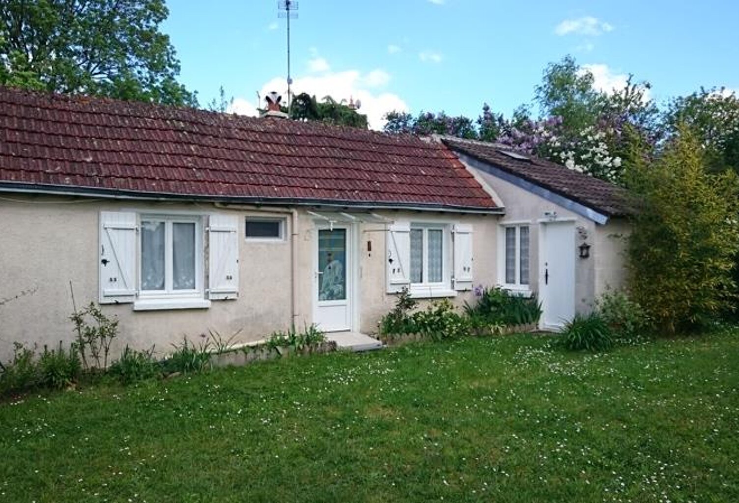 Maison de bourg de 5 pièces principales — photo 1