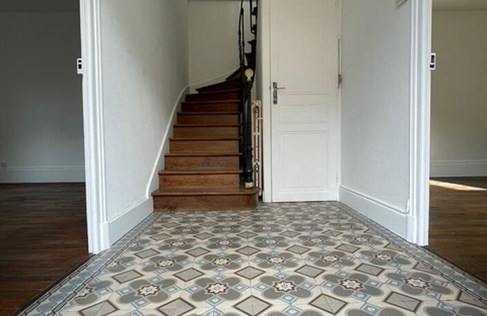 Vente Maison/villa 7 pièces — photo 2