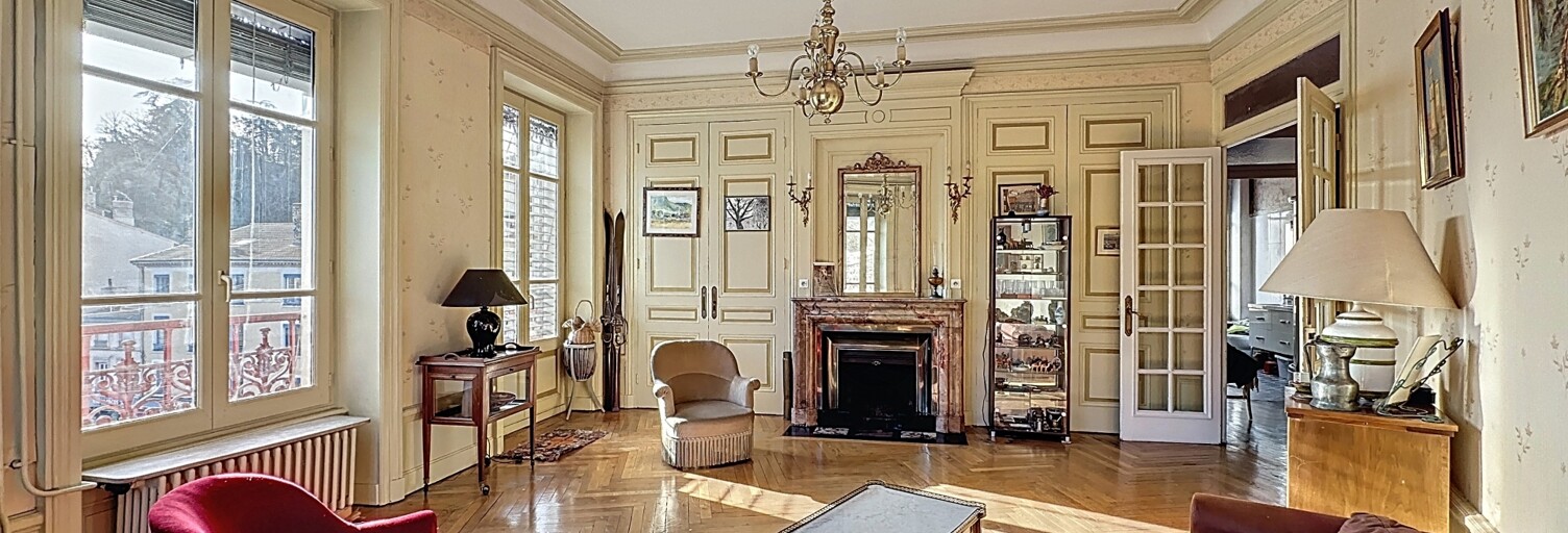 Appartement 6 Pièces 212 m² à vendre à Lyon 9 (69009)