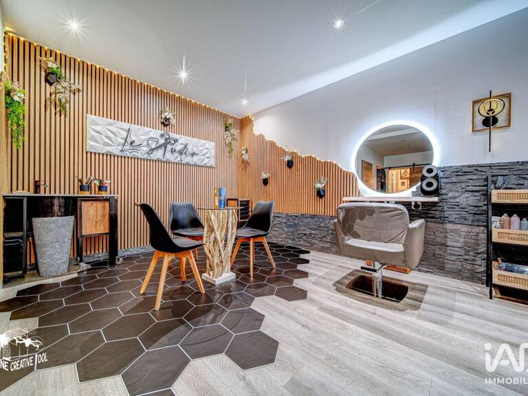 Vente Boutique/Local commercial 101 m&sup2; — photo 1