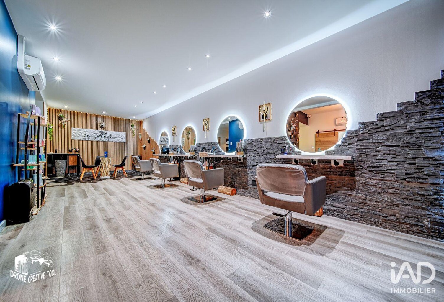 Vente Murs commerciaux 101 m&sup2; — photo 1