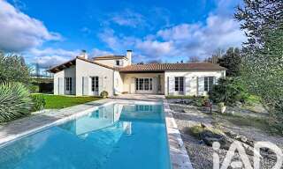 Maison 8 Pièces 219 m² à vendre à Le Gué-de-Velluire (85770)