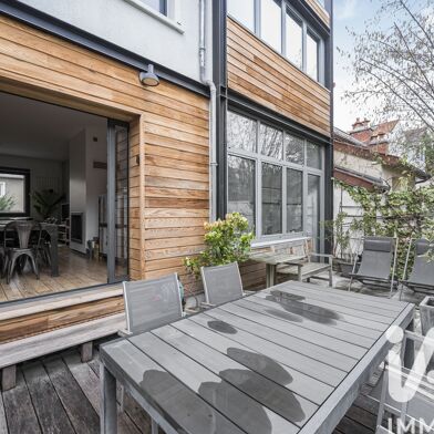 Maison 5 pièces 1090000 €