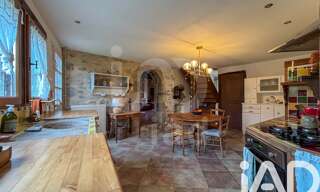 Maison 6 Pièces 148 m² à vendre à Sainte-Thérence (03420)