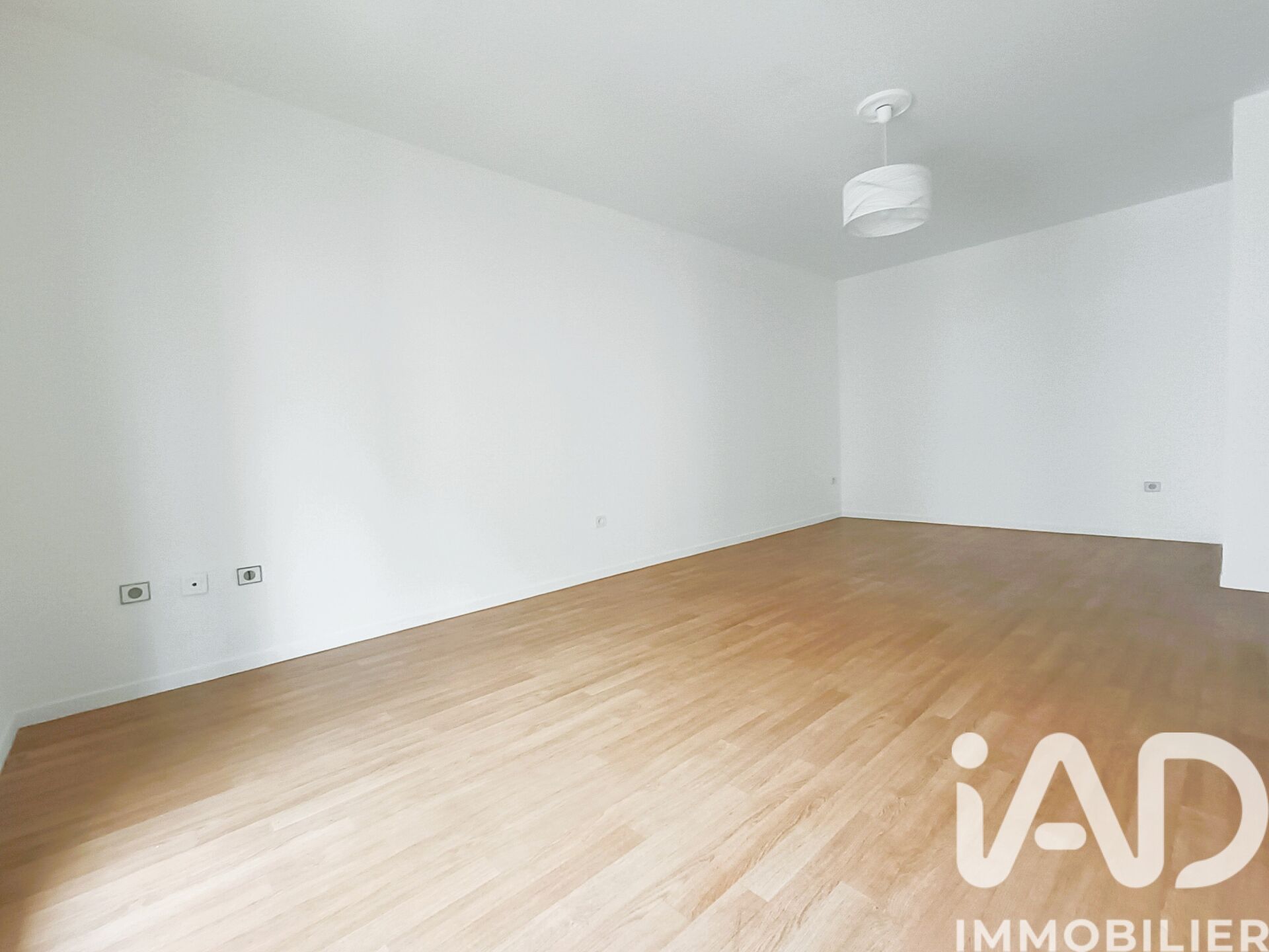 Vente Appartement 2 pièces - Photo 2