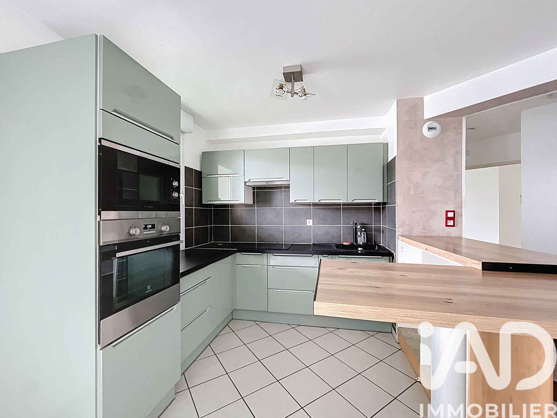 Vente Appartement 3 pièces - Photo 2
