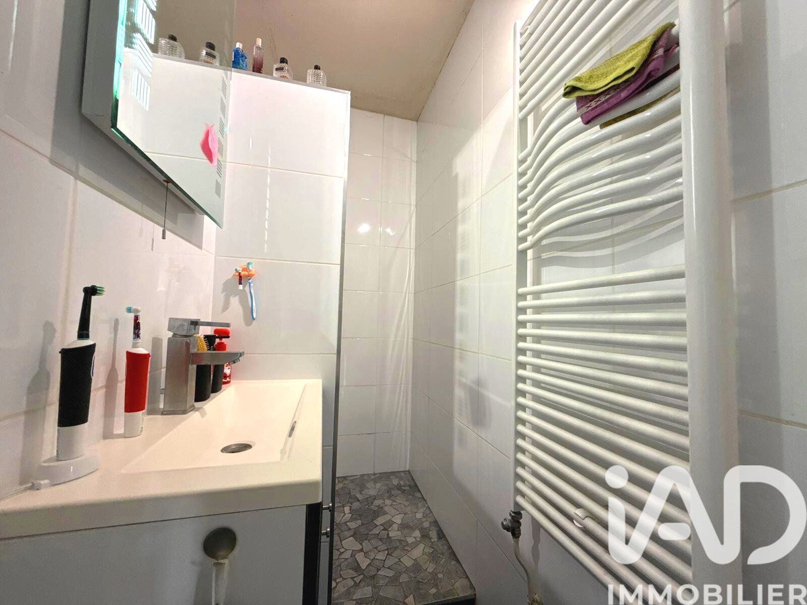 Vente Appartement 3 pièces - Photo 4
