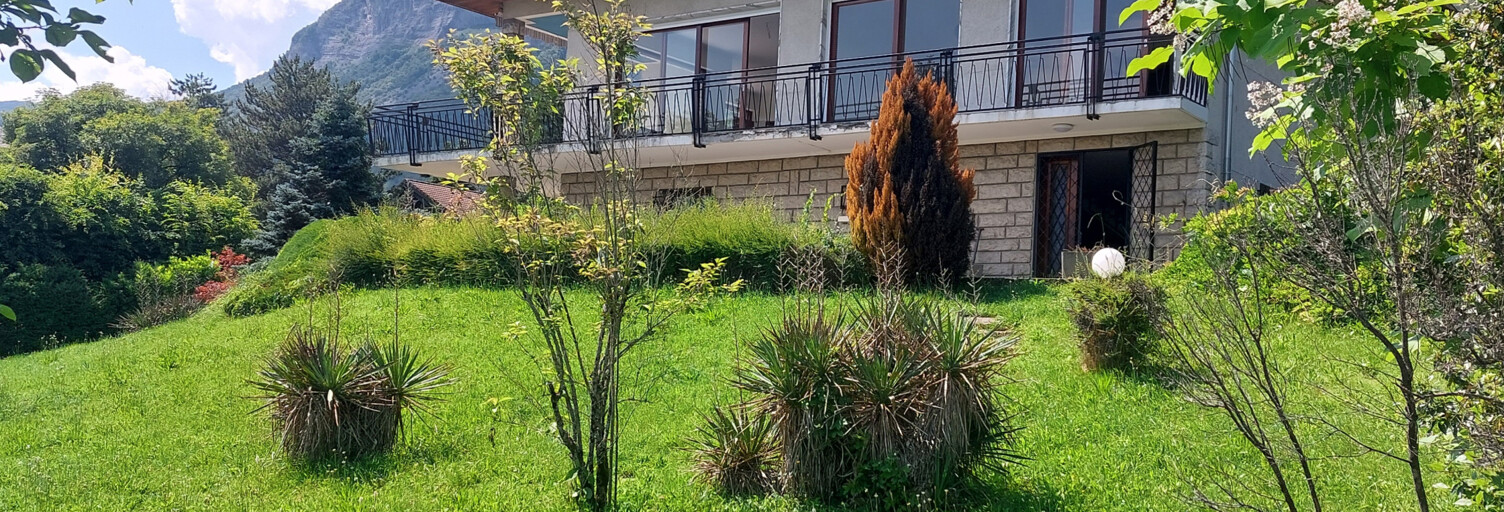 Maison 6 Pièces 151 m² à louer à Montbonnot-Saint-Martin (38330)