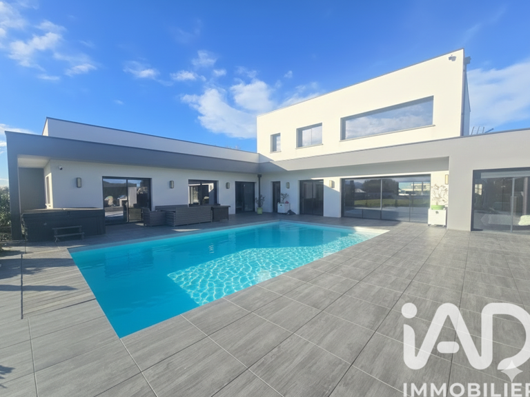 Vente Maison/villa 6 pièces — photo 1