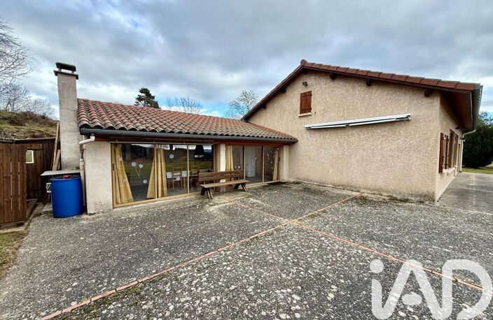 Vente Maison/villa 6 pièces — photo 2