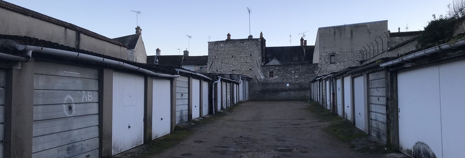 Garage  32 m² à vendre à Le Malesherbois (45300)