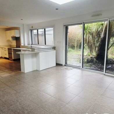 Maison 4 pièces 240000 €