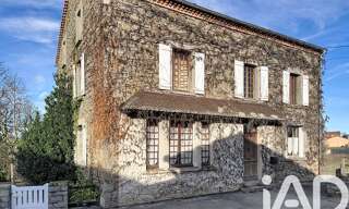 Maison 8 Pièces 184 m² à vendre à Tours-sur-Meymont (63590)