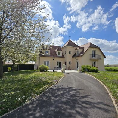 Maison 10 pièces 485000 €