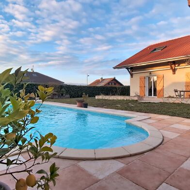 Maison 5 pièces 930000 €