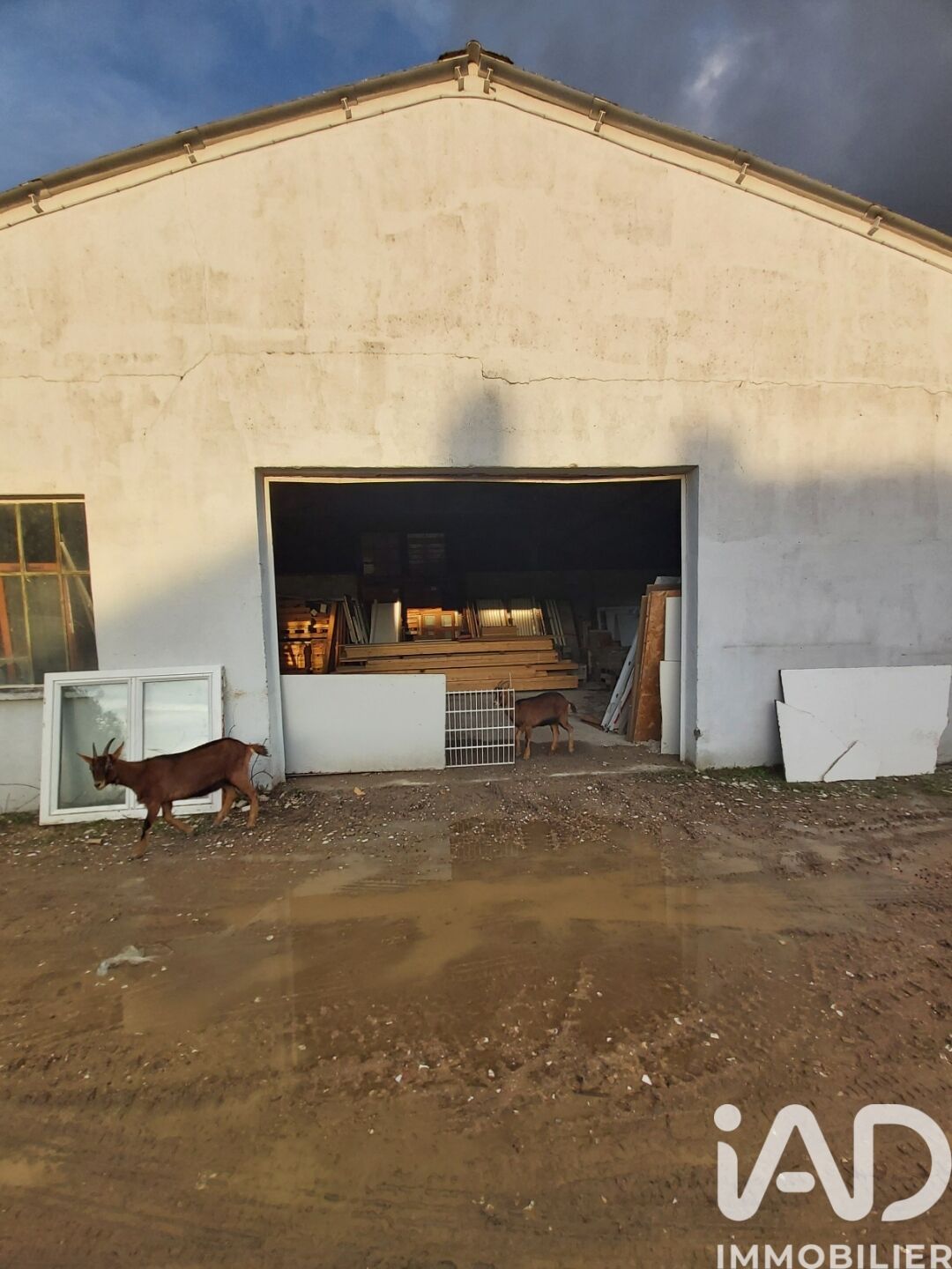 Villeneuve-Sur-Yonne - 2500m²