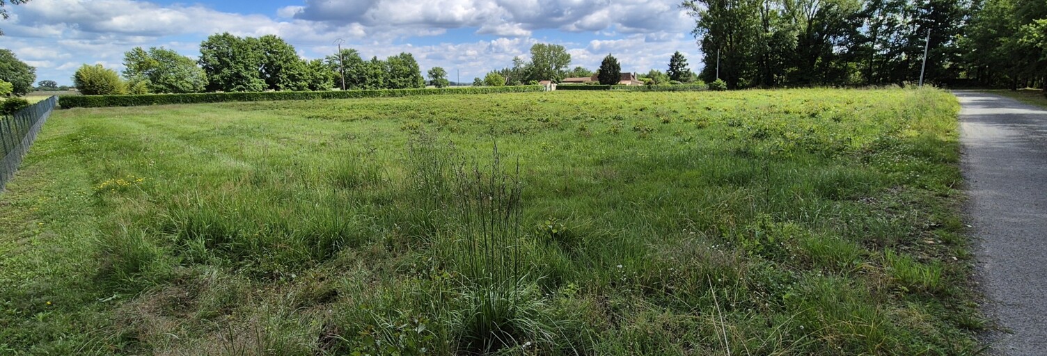 Terrain  4200 m² à vendre à Saint-Pierre-d'Eyraud (24130)