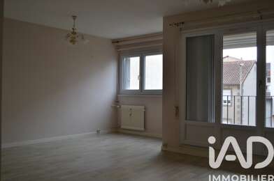 Appartement 4 pièces 121800 €