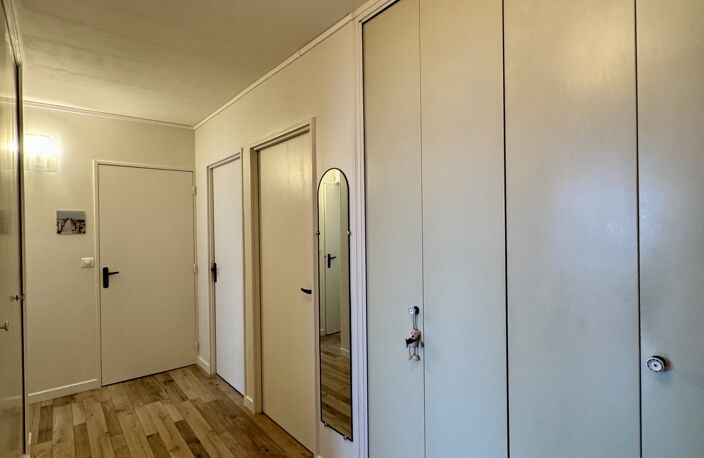 Vente Appartement 3 pièces — photo 3