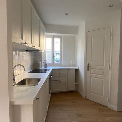 Maison 2 pièces 842 €