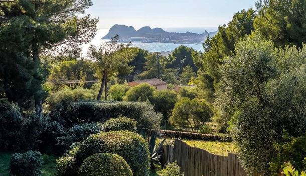 Villa / Maison 4 pièces  à vendre La Ciotat 13600
