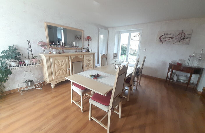 Maison familiale composée de deux logements avec jardin — photo 4