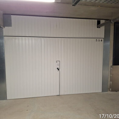 Garage  120 €